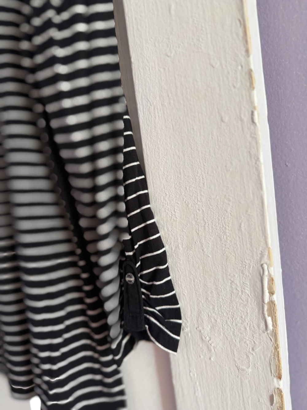White House Black Market Black & White Striped Long Sleeve Tee - Picture 6 of 7